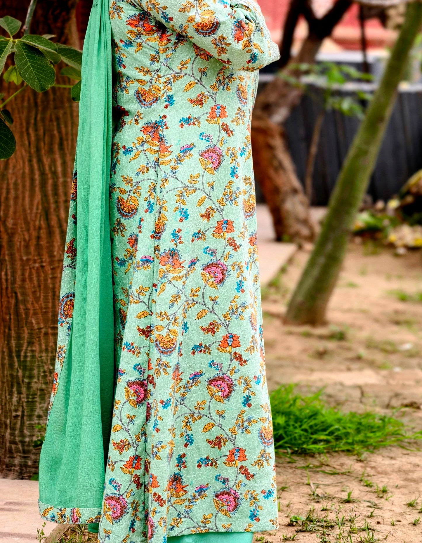 Signature Chikankari Set